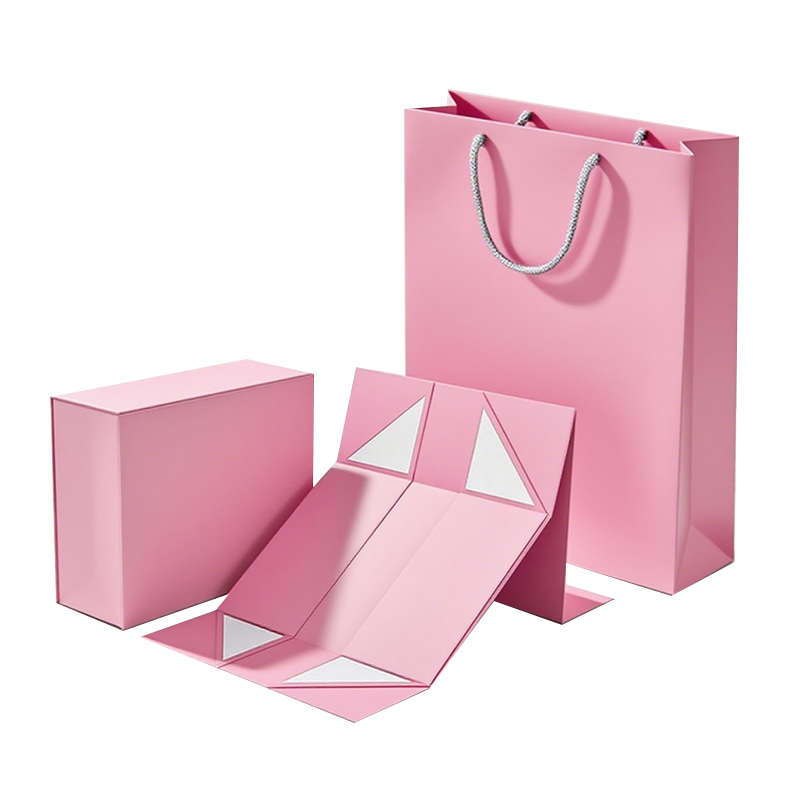 தாவணி பரிசுப்பெட்டி மென்மையான தாவணியை சுற்றாமல் காட்சிக்கு மாற்றும் சடங்கு மந்திரம் அல்லவா?